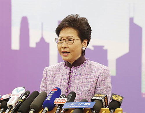 香港行政長官林鄭月娥不顧103萬人的反對，強行將修訂逃犯條例草案交由立法會進行二讀，以討論進一步修訂或通過。（中央社）